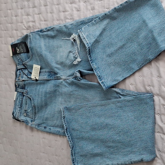 📢 SALE Levi's 70s High Flare Jeans You and I Nwt Sz 30 - Picture 5 of 14